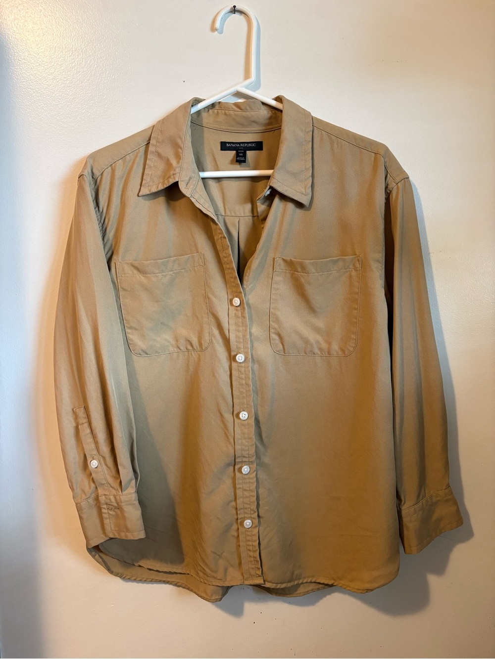 Banana Republic Factory Utility Shirt, colour: New British Khaki (tan), Petite M